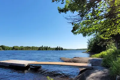 Image de Four Season Lakefront Oasis with many amenities