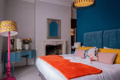 Image de Gorgeous 2-Bed Apartment with Patio