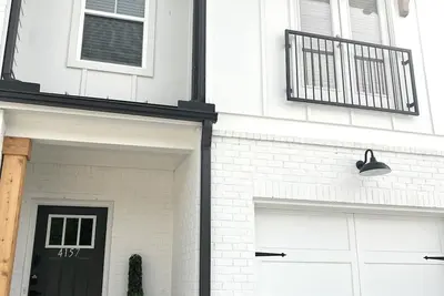 Image de Beautiful and cozy townhouse in Tucker