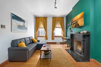 Northside Pittsburgh - Newly Remodeled - Well Stocked