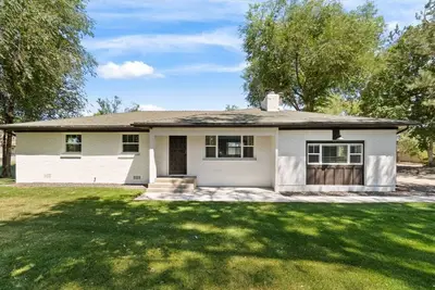 Image de 10 min to Downtown Eagle & 15 min to Downtown Boise! 2 King Beds | 3 month+ Stays Welcome!