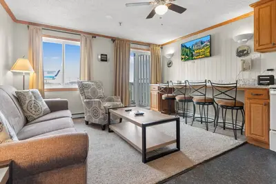 Image de Ml236 Breathtaking mountain view! Skier`s Bliss! Wi-Fi Gated Parking Lot