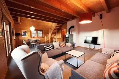 Image de Cosy chalet in the Taunus nearby Frankfurt with fireplace & view