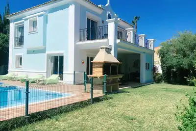 Image de Villa with private infinity pool close to Port