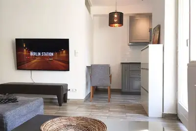 Image de Designer Central apartment with terrace & parking