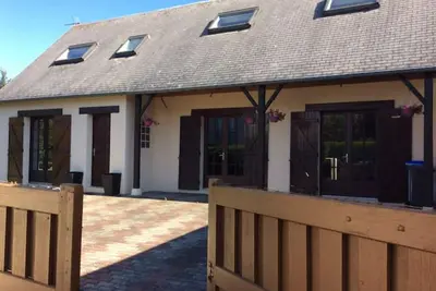 Image de Maison paisible avec jardin 10 min à pied gare et 20 min à pied centre ville