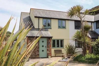 Kingsholm, family friendly, character holiday cottage in Porthtowan