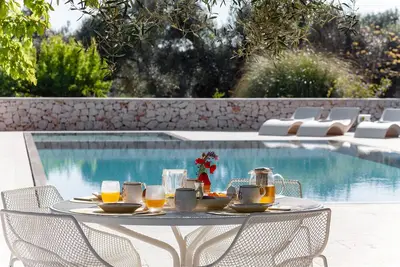 Image de Luxury villa in the midst of an olive grove near San Vito dei Normanni, Salento.