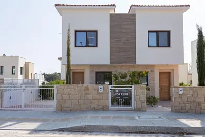 Image de A newly built townhouse in Coral Bay, within 3 minutes from Laourou beach!