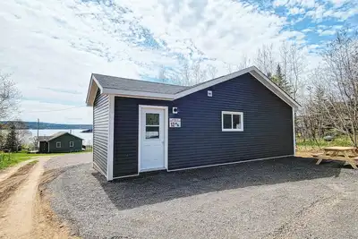 Image de Explore and relax with ocean views in Charlottetown Bonavista Bay Newfoundland!