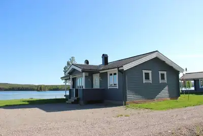 Image de Modern cottage on the beautiful Hinsen lake