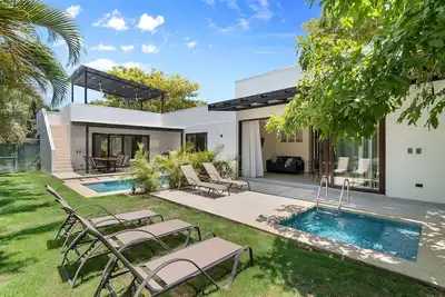 Image de Modern house with walking distance to the beach