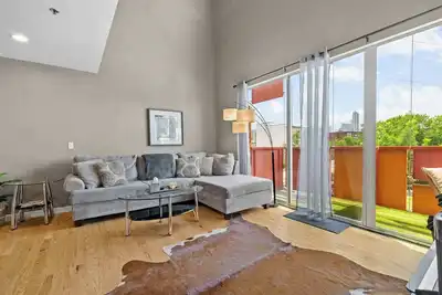 Image de East Side Heights - Loft in the Vibrant East Austin