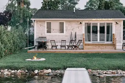 Image de Waterfront Cottage in Elk Rapids, Michigan