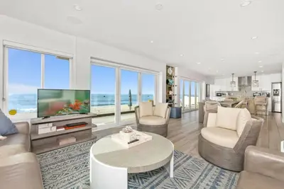 Image de Luxury Beachfront Villa - Sand Suite