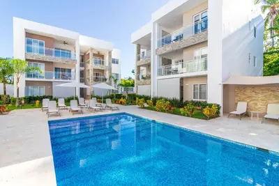 Image de Modern 2-Br Apartment in Paseo del Mar, Bavaro - Pool View, 10-Min Walk to Beach