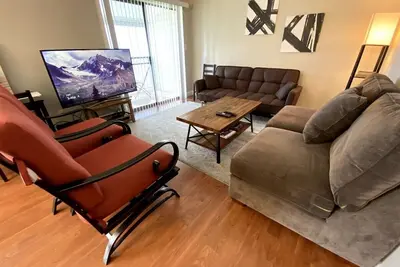 Image de Shalimar Condo 2 Bedrm, Full Bath, next to marina!