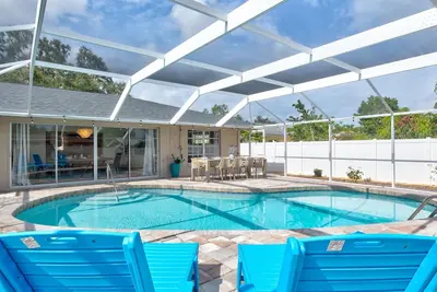 Image de Heated Pool Haven! Fun Games! Near Img & Ami!