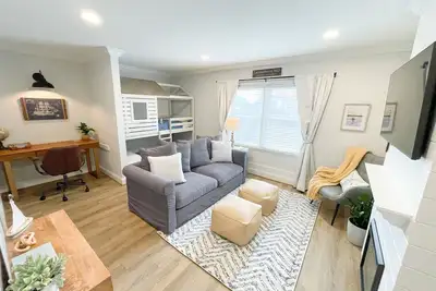 Image de Cozy clean apartment in the heart of Leonardtown!