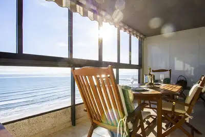 Image de Espacio Sobre Mar 16 - Primera Línea de Playa - Piscina y Parking