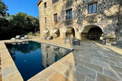 Tranquil countryside property, with private swimming pool and terrace with views