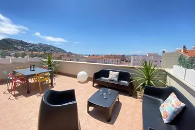 Image de Duplex moderne dans le centre de Roses Av-65