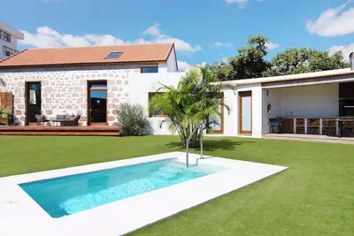 Image de Maison de vacances 'El Pozo - Finca La Suerte Grande' avec piscine privée, terrasse privée et Wi-Fi