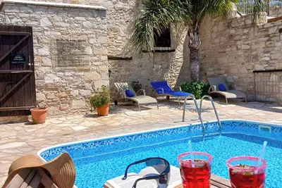 Image de Athena's Pool Oasis