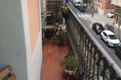 Image de Appartement Idéalement Situé Entre Centre-ville, Verdure et Plage