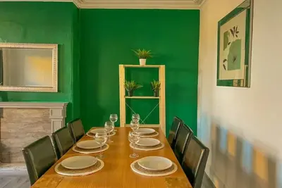 Image de Spacious apartment in a prime location
