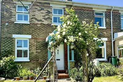 Image de Garden Cottage - 3 Bedroom Close to Town and Beach