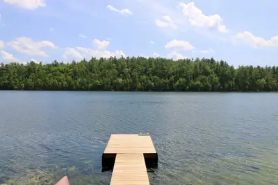 Image de The Maple Cottage - Lakefront Cottage, Private, Pet-Friendly, Nature Retreat!