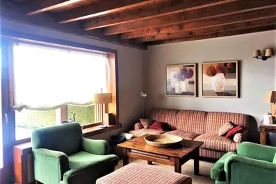 Image de Mitoyenne 3 ch. Piscine, Padel, Cheminée et Jardin Privé