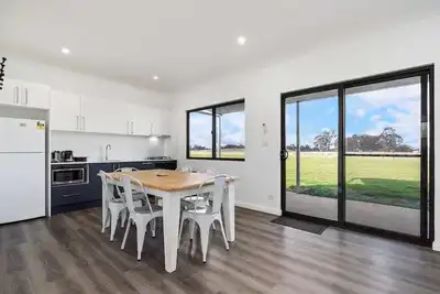 Image de Glenowrie Cottage - 2 King Beds - Close to Cadia