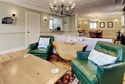Image de Large historic stay in the village! Pet Friendly
