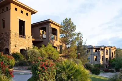 Image de Zion National Park Rental |Top Floor|Hillside View