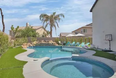 Image de Summer Specials|Games|Large Pool|Spa|Large home