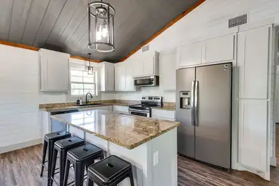 Image de Pet-Friendly Texas Home w/ Furnished Patio & Grill