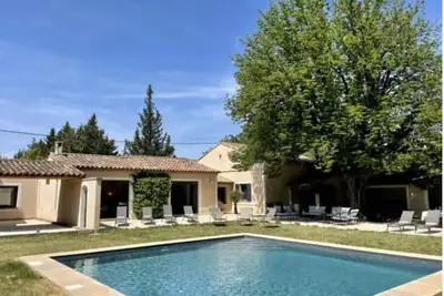 Image de Magnifique Villa Pour 10 Personnes à Eygalières