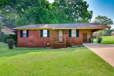 Image de Mississippi Vacation Rental < 1 Mi to Ole Miss