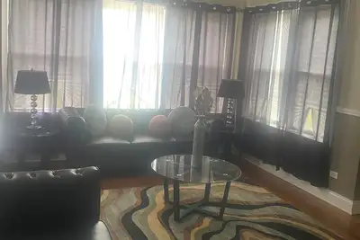 Image de Cozy Modern, 3brs and 1ba. 5mins from Hyde Park tourist attractions