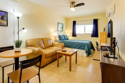Image de Henderson Studio w/ Patio: Close to Parks & Trails
