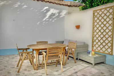 GuestReady - Belle maison typique avec patio privé