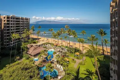 Image de Comforting Ocean and Pool Views | Resort Amenities