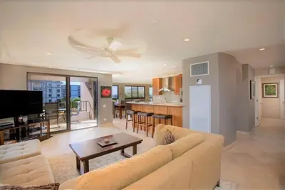 Image de Ocean Views & Bright Island Style at Kaanapali Alii w/ Resort Amenities