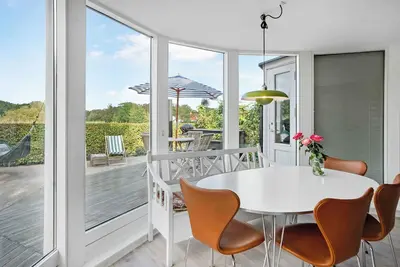 Image de Beautiful holiday home close to the water