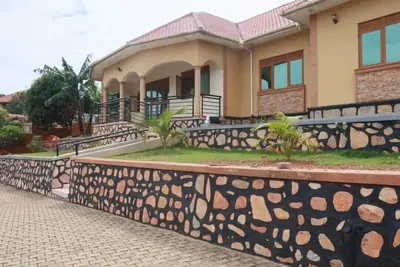 Image de Lovely 5-Bed House in Ndejje Kampala
