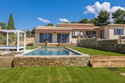 Image de Villa de luxe avec climatisation et piscine privée
