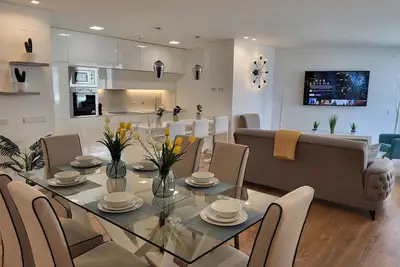 New Luxury Ocean Front Apt Heart of Olhao on Restaurant Row 2 Pools + Parking \n