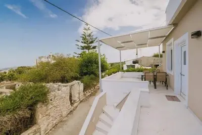Image de Appartement \"Palailimnos\" avec vue sur la mer, Wi-Fi et climatisation